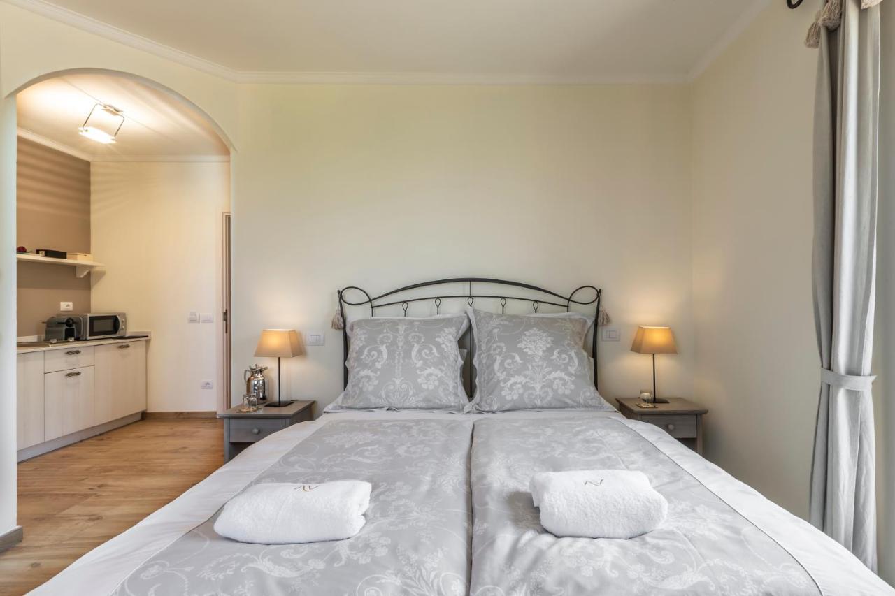 Alta Villa The Countryhouse Adults Only Boutique Bnb Vigliano d'Asti Exterior photo