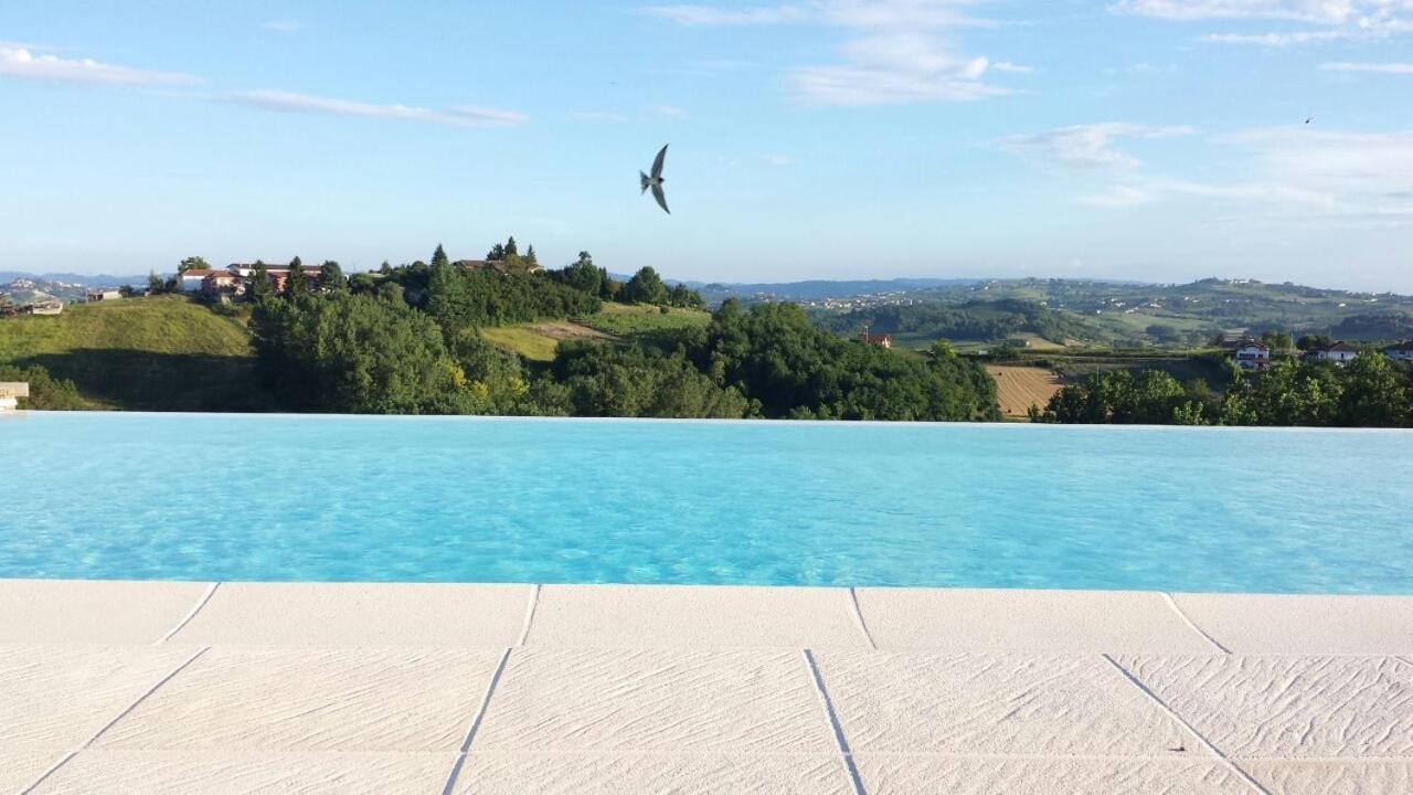Alta Villa The Countryhouse Adults Only Boutique Bnb Vigliano d'Asti Exterior photo