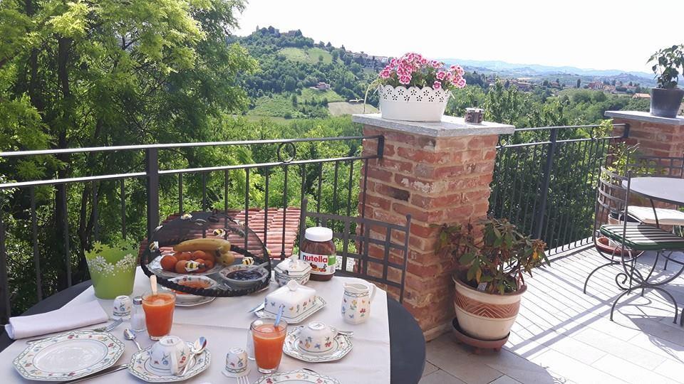 Alta Villa The Countryhouse Adults Only Boutique Bnb Vigliano d'Asti Exterior photo