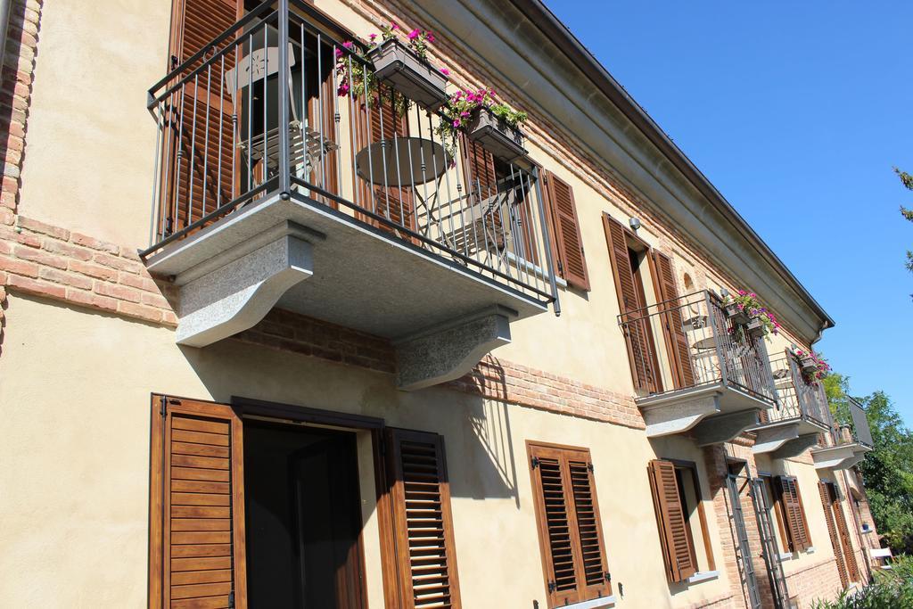 Alta Villa The Countryhouse Adults Only Boutique Bnb Vigliano d'Asti Exterior photo