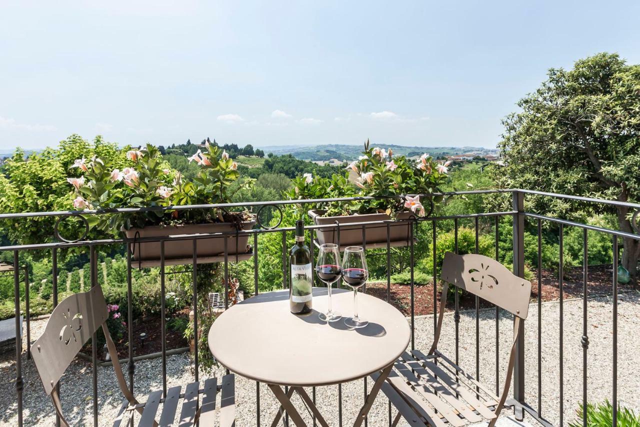 Alta Villa The Countryhouse Adults Only Boutique Bnb Vigliano d'Asti Exterior photo