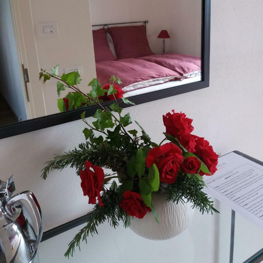 Alta Villa The Countryhouse Adults Only Boutique Bnb Vigliano d'Asti Exterior photo