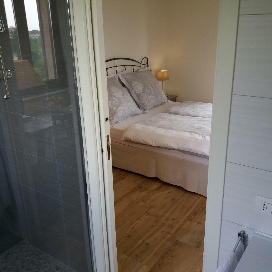 Alta Villa The Countryhouse Adults Only Boutique Bnb Vigliano d'Asti Exterior photo