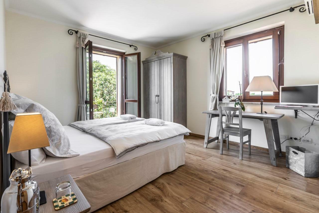 Alta Villa The Countryhouse Adults Only Boutique Bnb Vigliano d'Asti Exterior photo