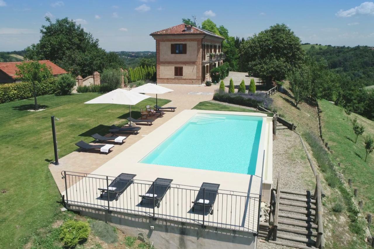 Alta Villa The Countryhouse Adults Only Boutique Bnb Vigliano d'Asti Exterior photo